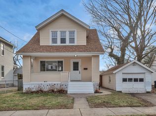 241 Oakmont St, Cincinnati, OH 45216