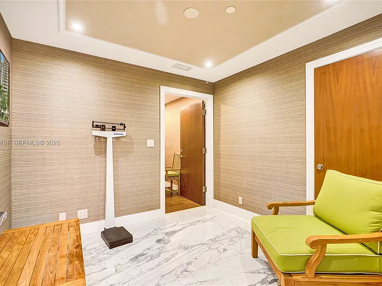 19667 Turnberry Way #9B — Photo 72