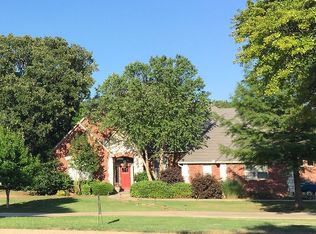 1108 S Rockford Rd, Ardmore, OK 73401