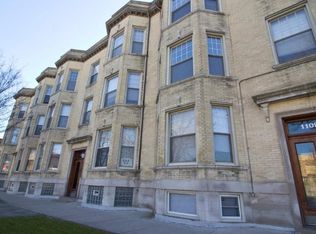 1109 W Grace St APT 1, Chicago, IL 60613