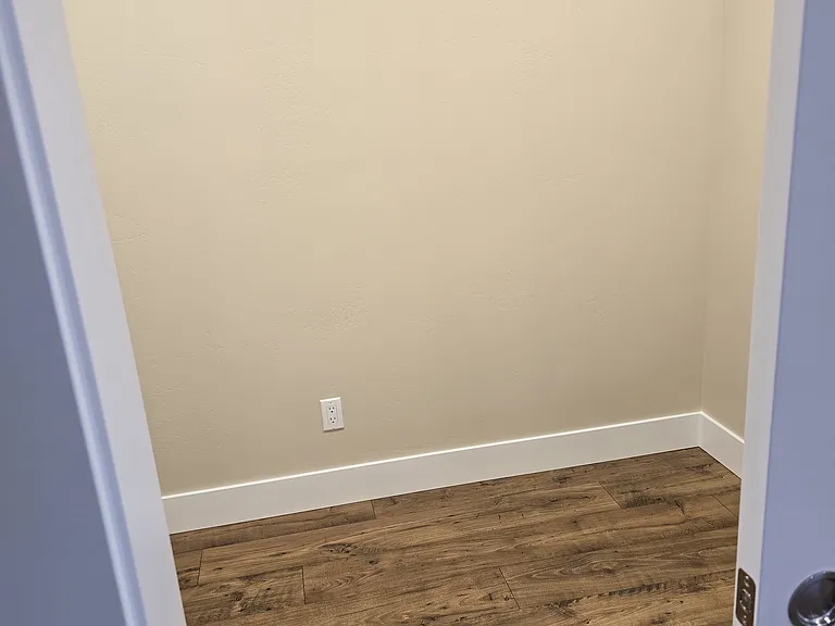 2941 Naples Dr — Photo 19