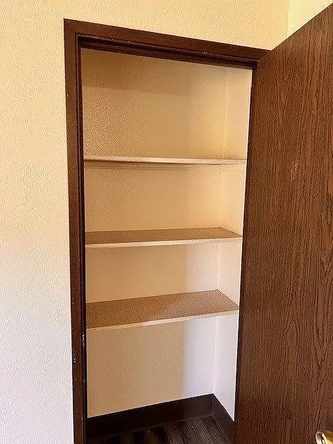 2 bed, 750 sqft, $1,250 — Photo 3