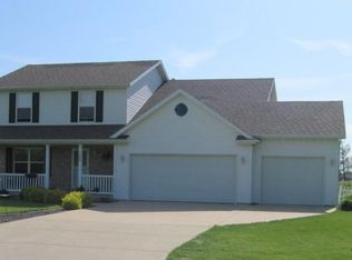 720 Coal Bank Rd, Metamora, IL 61548