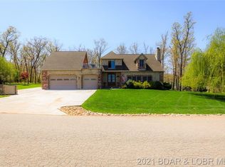 757 Las Campanas, Sunrise Beach, MO 65079
