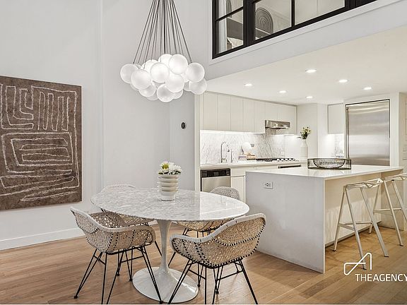 3rd image of 39 E 12th St APT 111