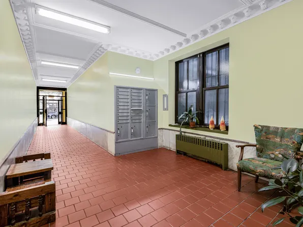 1608 Amsterdam Avenue image 25 of 29