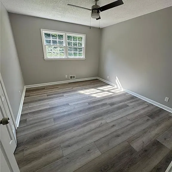 999 Braselton Hwy — Photo 15