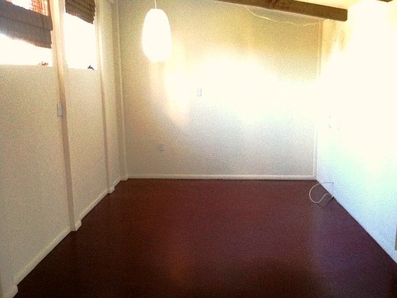4th image of 2626 E Lee St