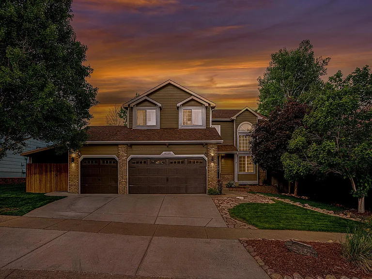 8219 Radcliff Dr — Photo 47