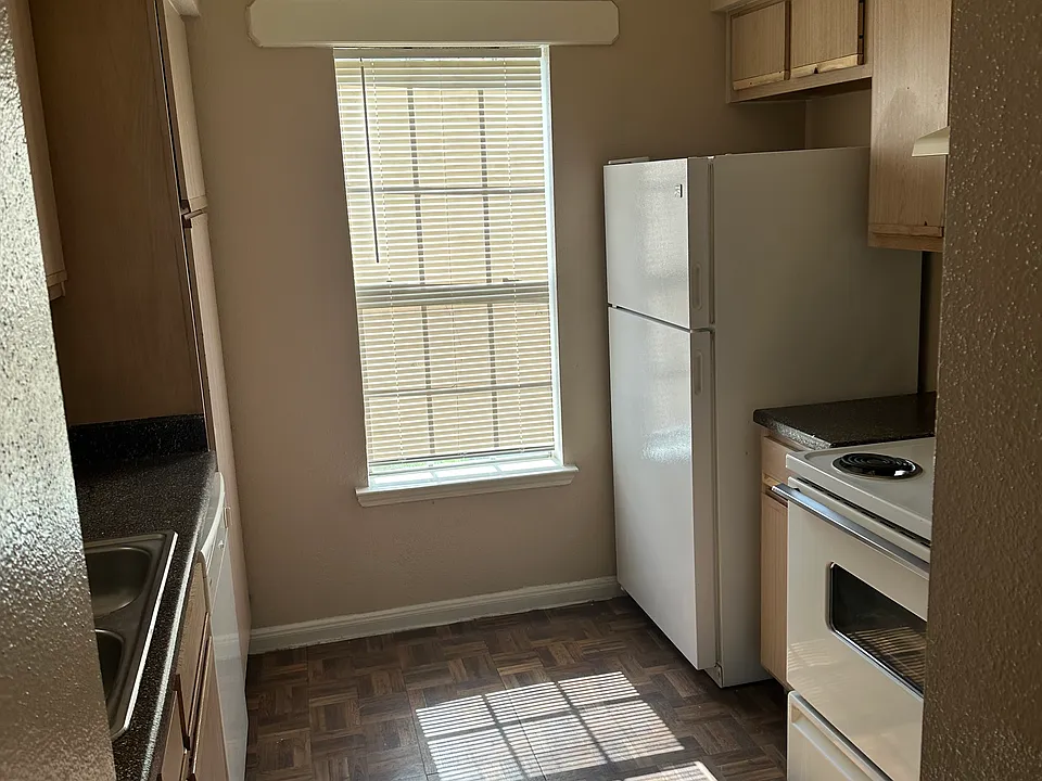 TH Kitchen