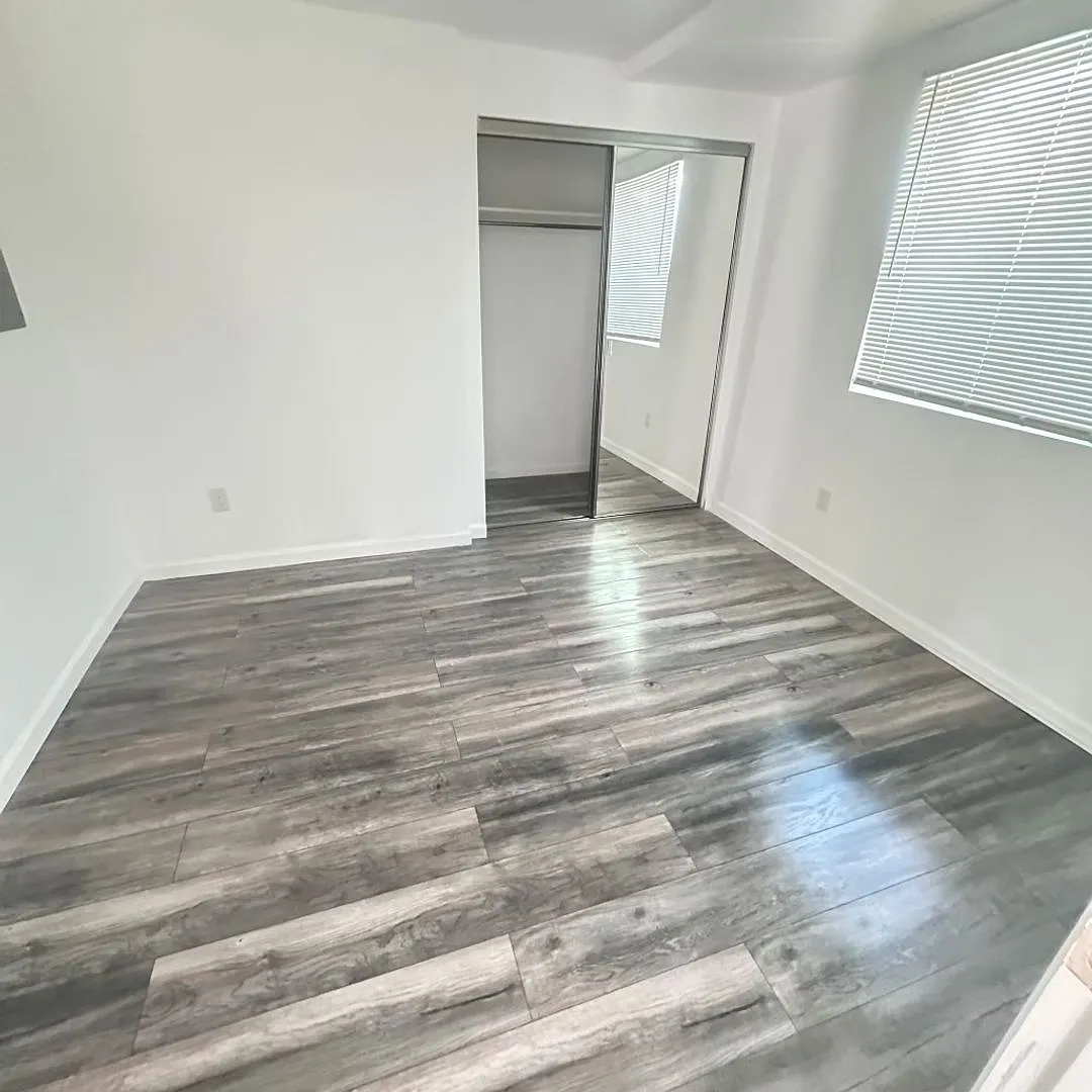 1328 E. 21st St. — Photo 4