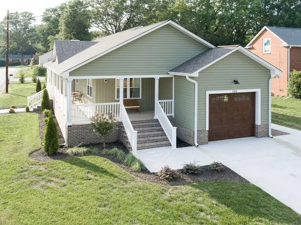 208 Kerner St, Kernersville, NC 27284