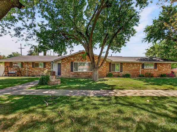 853 11th St, Colusa, CA 95932