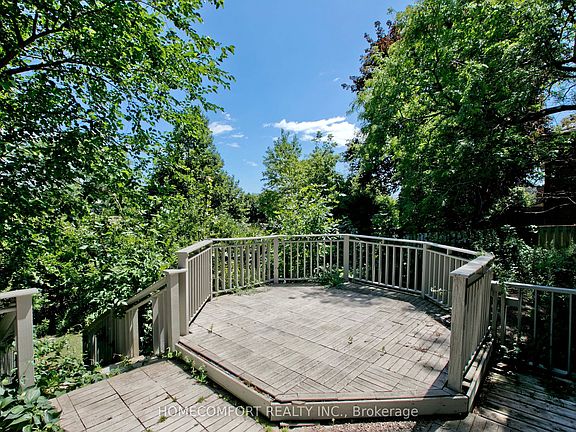 5th image of 17 Bramble Dr