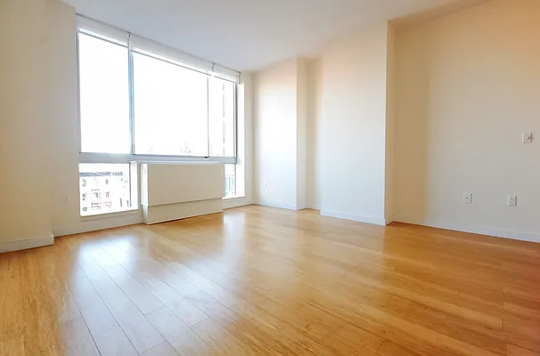 Rented by Kahen Properties | media 3