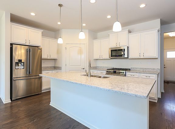 3rd image of 6308 Doral Dr