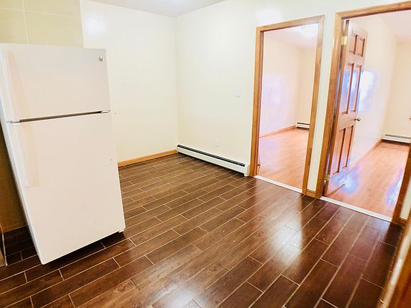 3rd image of 2025 E 27th St #2I