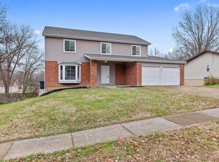 1973 Cathedral Hill Dr, Saint Louis, MO