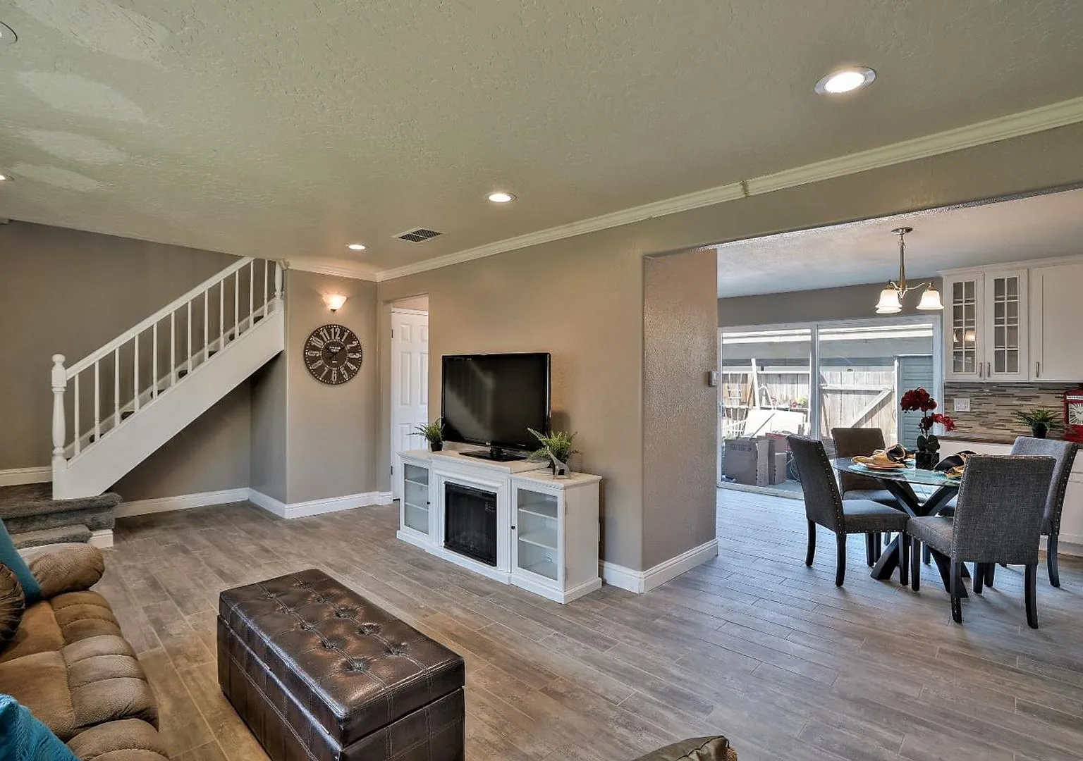 Available Now! | $3,500 - 3br /1.5 Ba Gorgeous Townhome In The Northgate Area Of Fremont — Photo 4