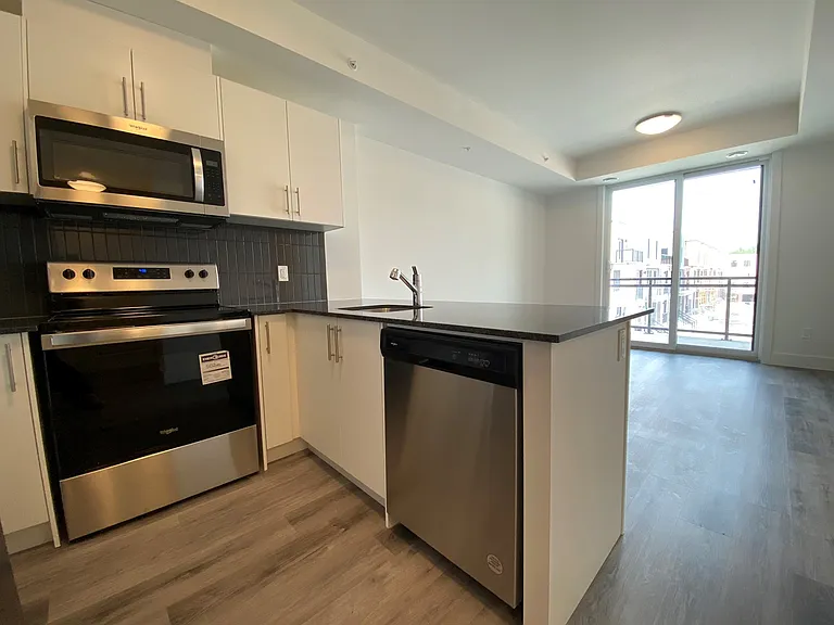 103 Roger St #305 — Photo 6
