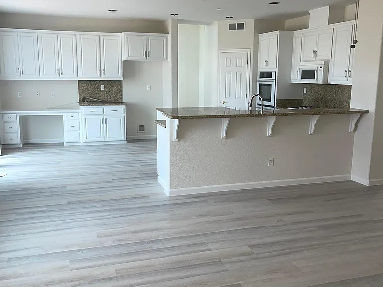 2629 Torrey Pines Dr — Photo 3