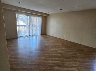 3825 W Devon Ave APT 202, Chicago, IL 60659