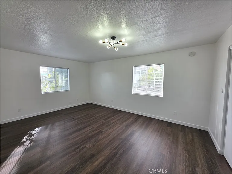 13501 Egbert St — Photo 50