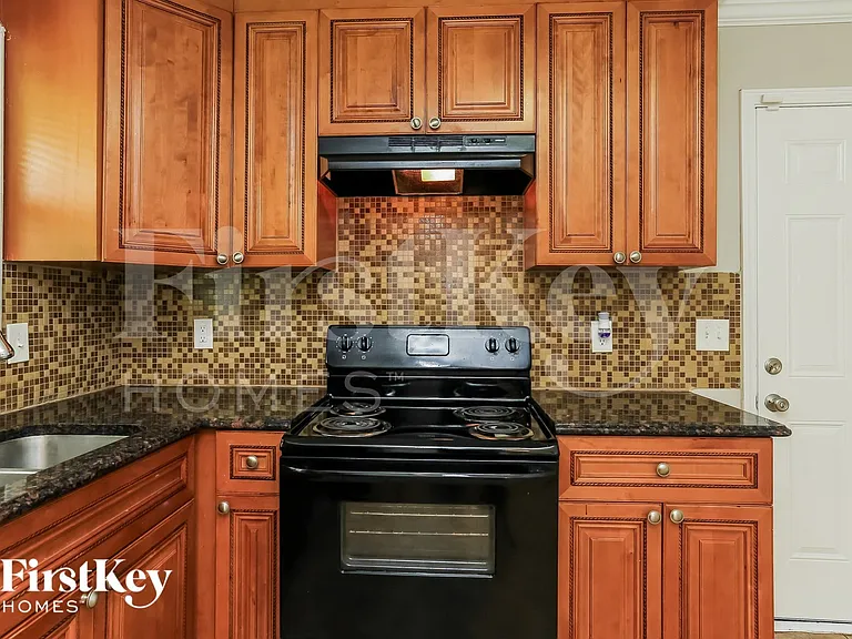 6326 Forest Haven Ln — Photo 9