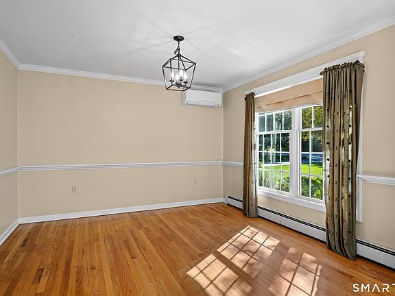 4th image of 31 Paula Lane