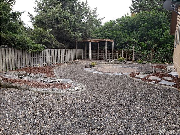 5th image of 516 Ocean Shores Blvd