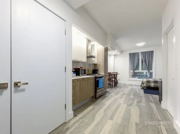 2222 Ocean Avenue image 1 of 9