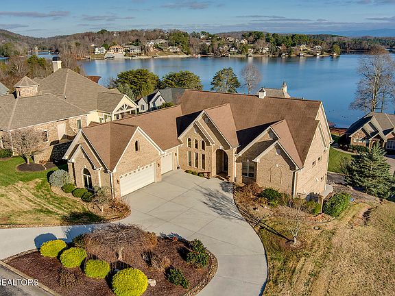 3rd image of 1490 Rarity Bay Pkwy
