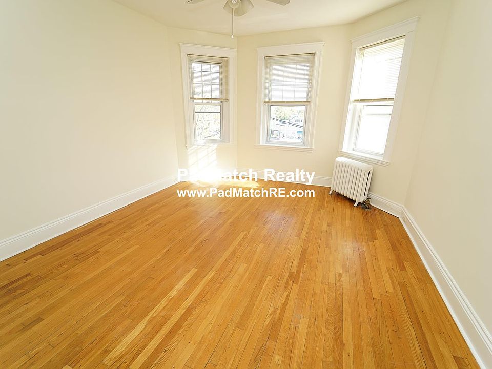 Living room - front facing