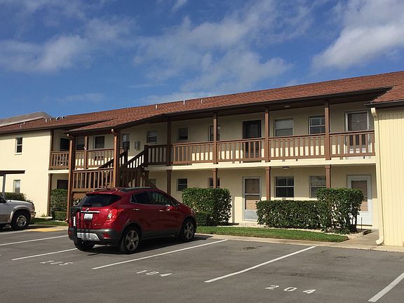4th image of 4937 Marine Pkwy APT 105