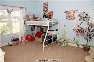 3rd image of 356 Chamborley Dr