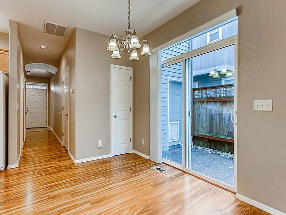 3rd image of 1174 SE Bacarra St