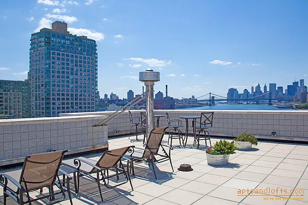 Sold by aptsandlofts.com | media 30