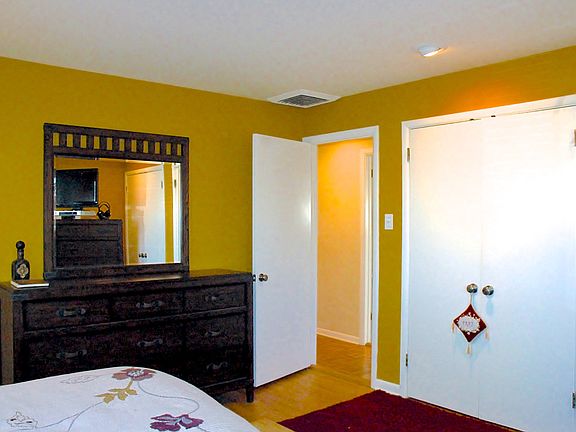 5th image of 1715 Zinnia Ct