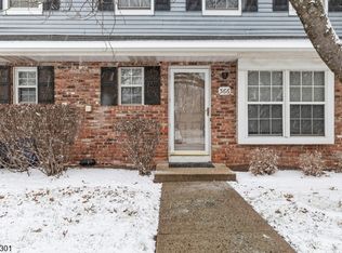366 Aldeburgh Ave, Somerset, NJ