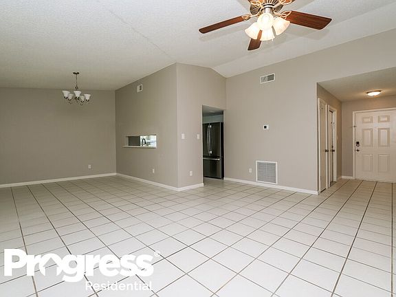 4th image of 15917 Eagle River Way