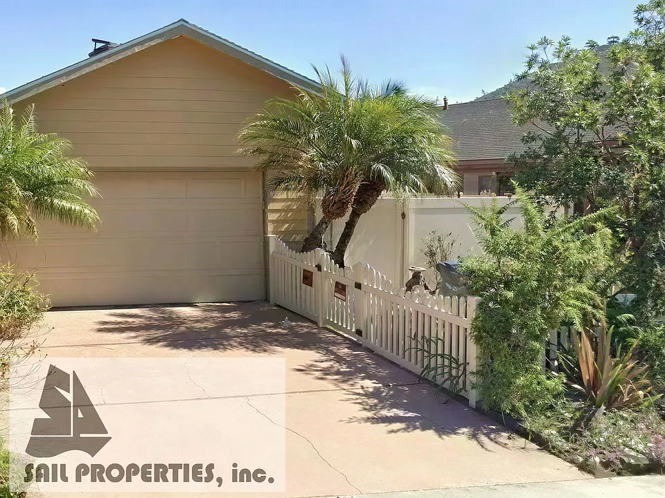 1508 Lakeside Ln