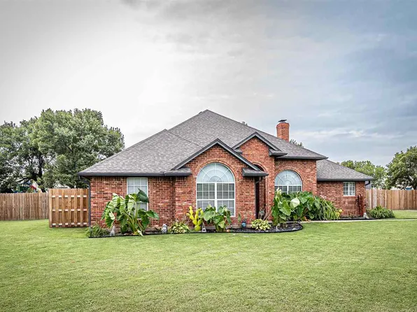 6B NW Pecan Valley Dr, Lawton, OK 73505