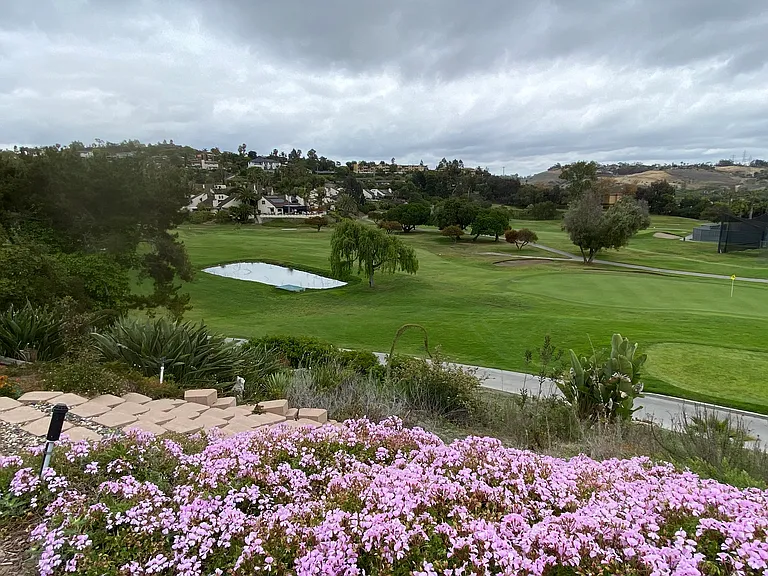3203 Valley Glen Dr — Photo 1