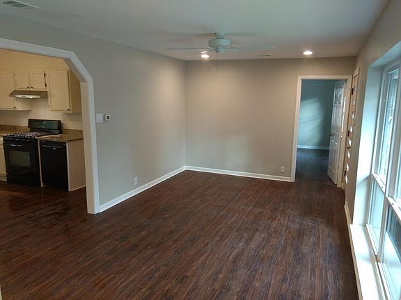 4th image of 2619 San Paula Ave