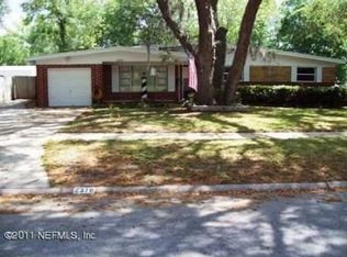 2378 Flo Dr W, Jacksonville, FL 32216