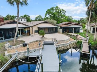 11546 W Clubview Dr, Homosassa, FL 34448