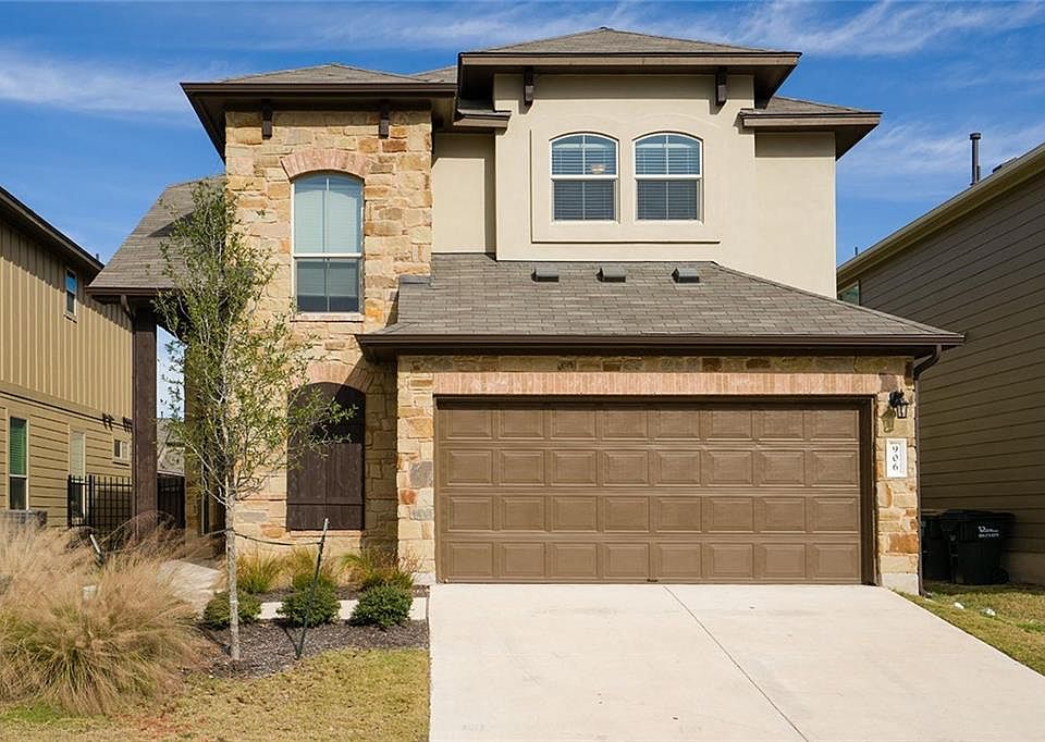 1st image of 906 Sleepy Dell Ln