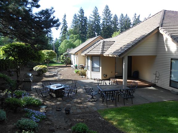 2nd image of 14310 SE 29th Cir