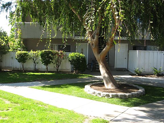 4th image of 10227 Beardon Dr APT 3