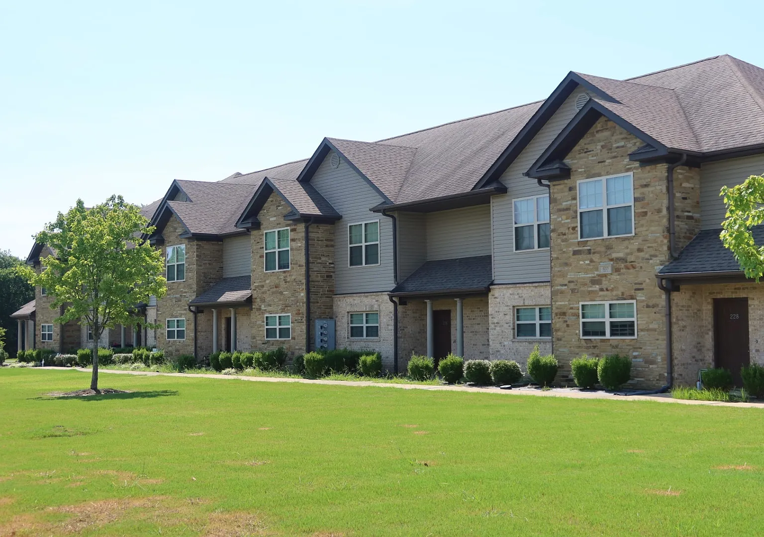Savannah Hills, LLC - 221 — Photo 1